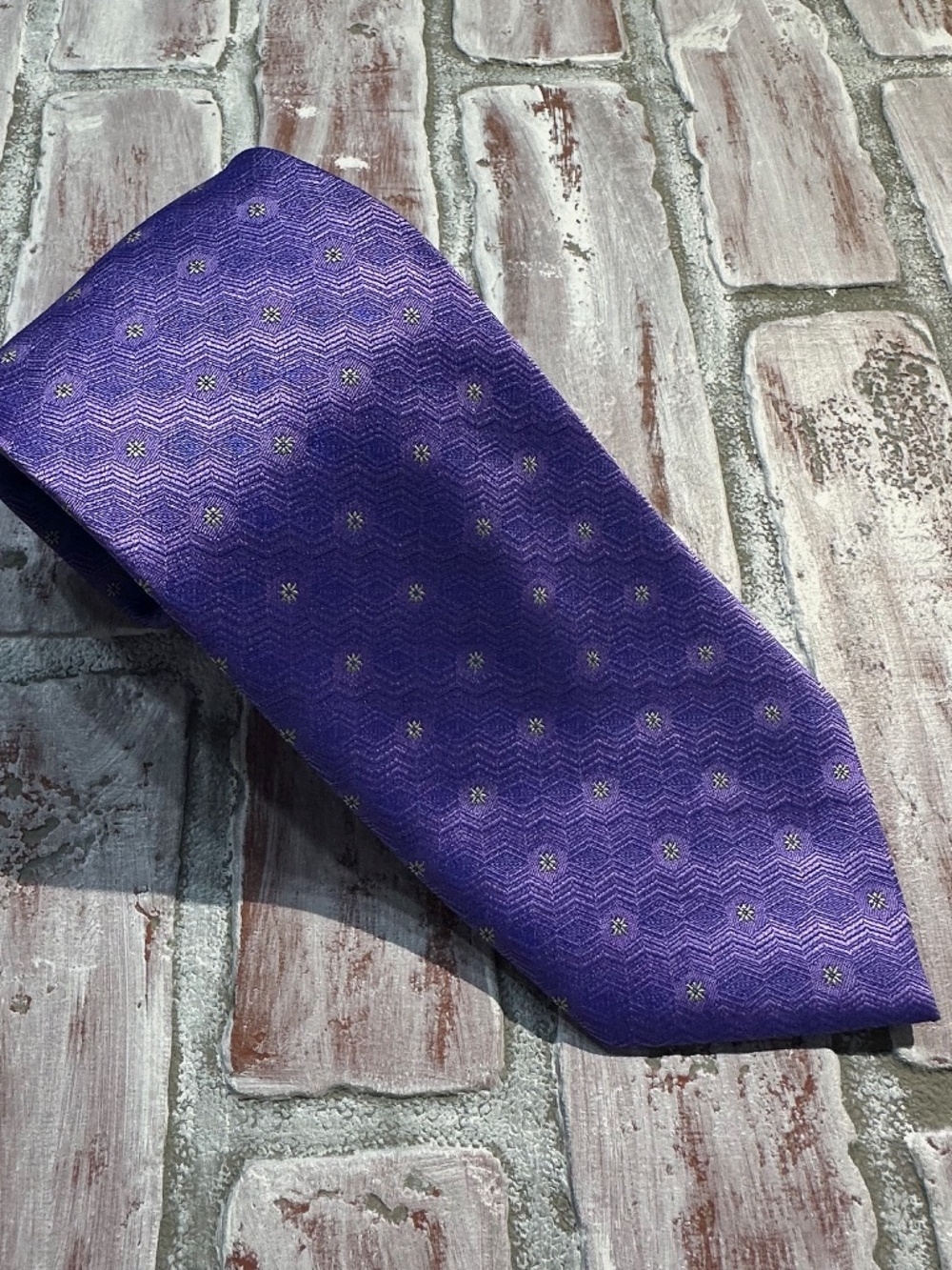 NWT Dino Bassi Men's Purple Chevron Geometric Micro-Dot South Korean 90s Necktie
